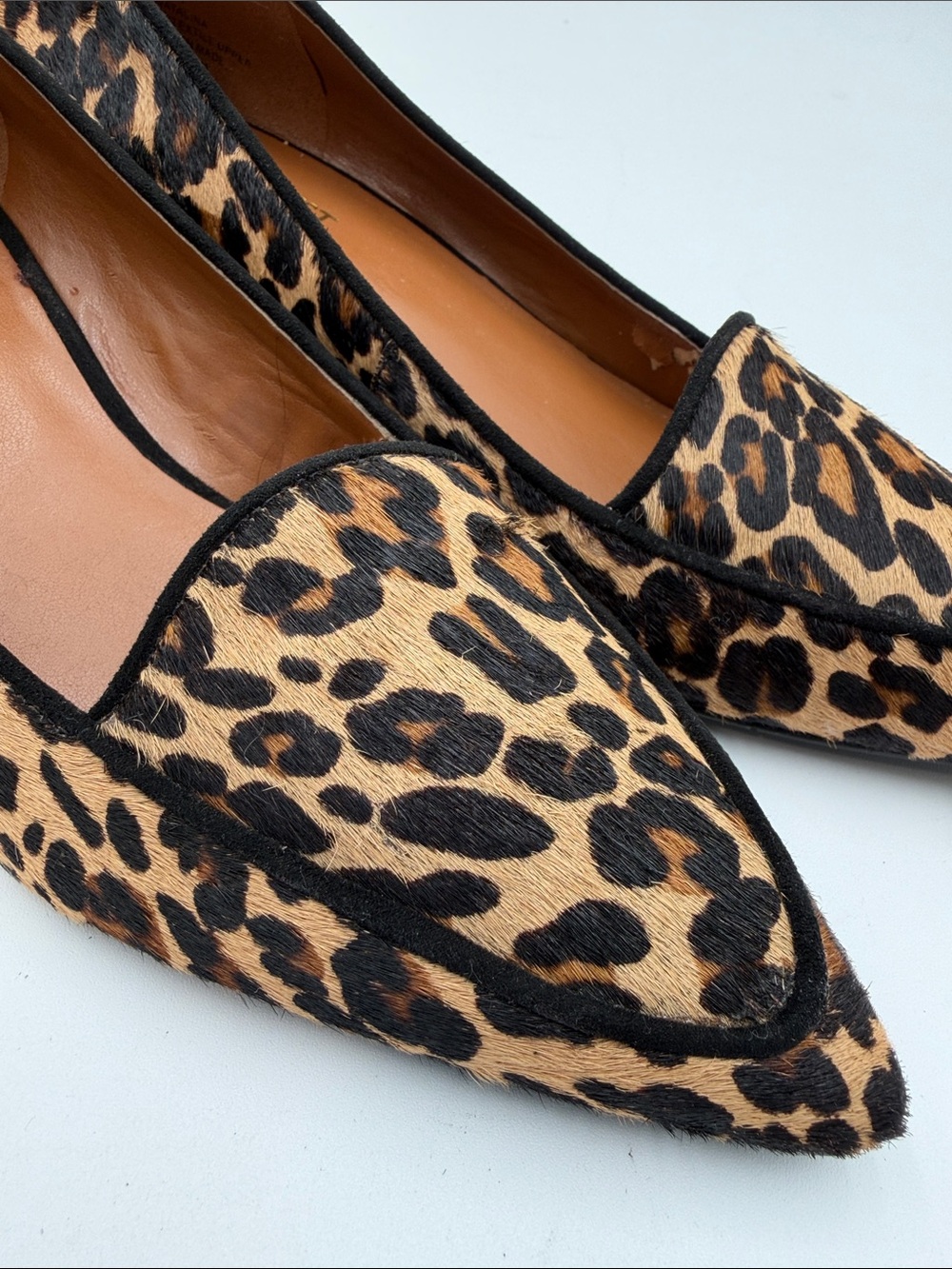 NINE WEST sz8 Calf Hair On Leopard Print Wedge Loafer Style Low Kitten Heel